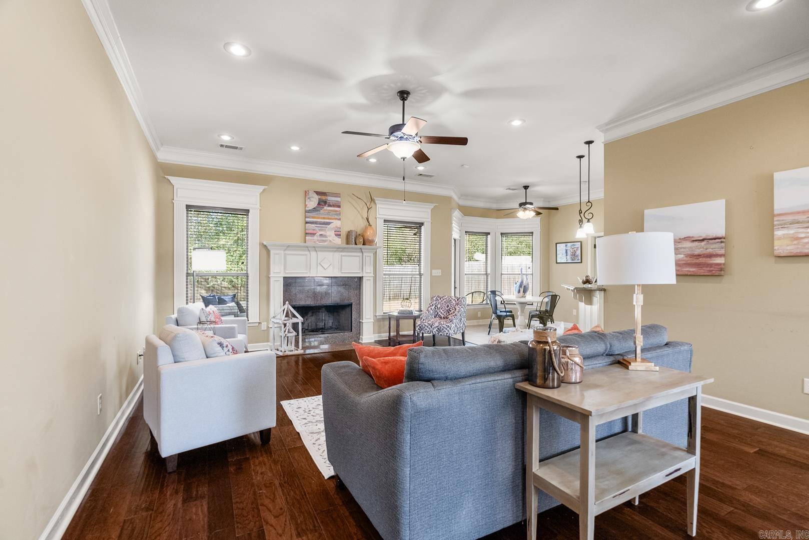 WATERS EDGE - Residential