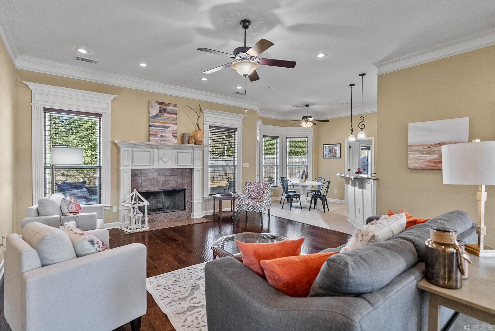 WATERS EDGE - Residential