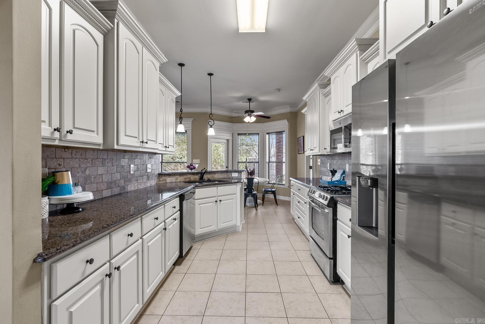 WATERS EDGE - Residential