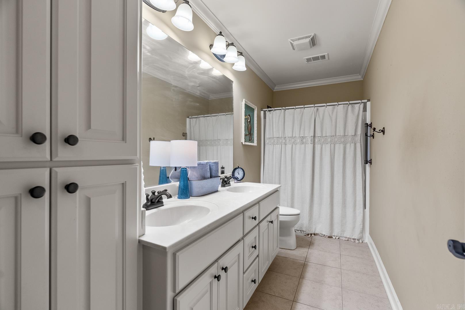 WATERS EDGE - Residential