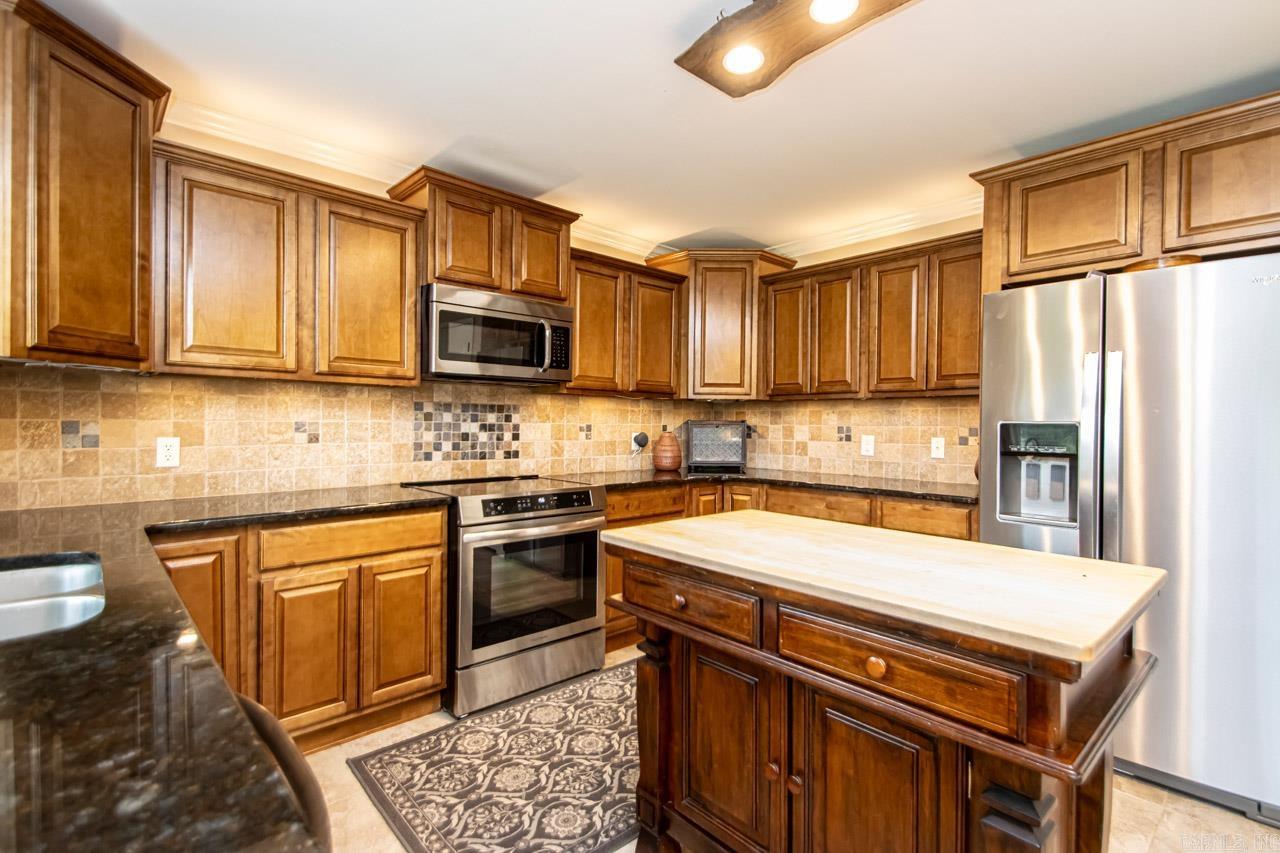 HICKORY NUT RIDGE - Residential