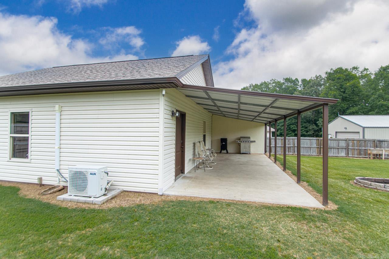 HICKORY NUT RIDGE - Residential