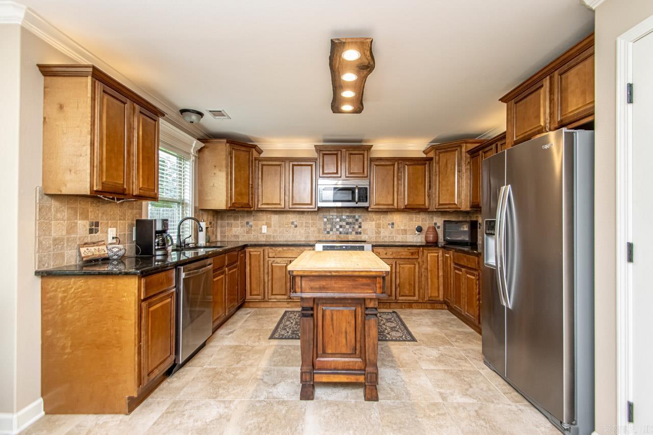 HICKORY NUT RIDGE - Residential