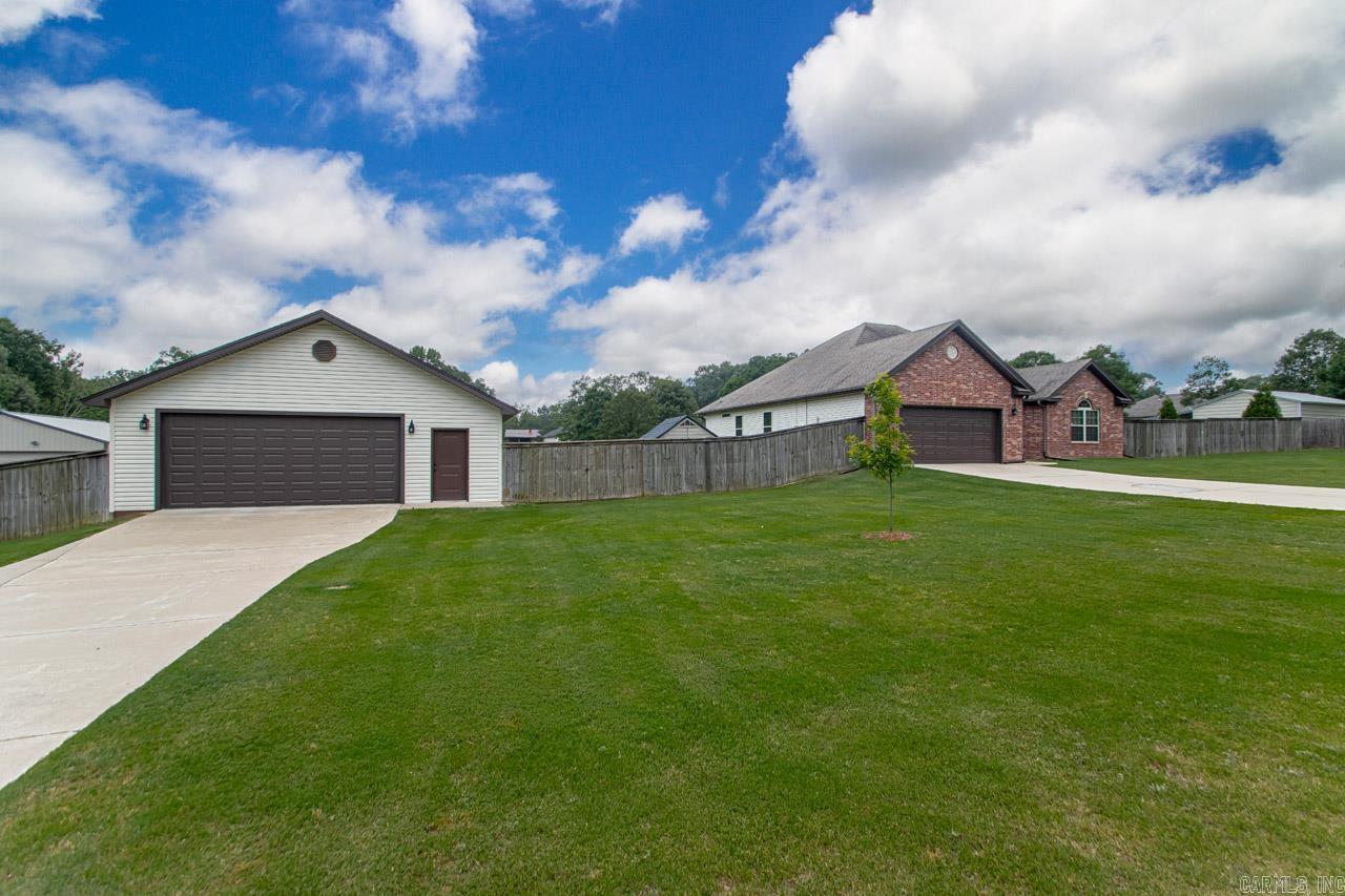 HICKORY NUT RIDGE - Residential