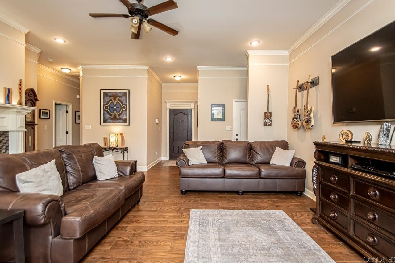 HICKORY NUT RIDGE - Residential