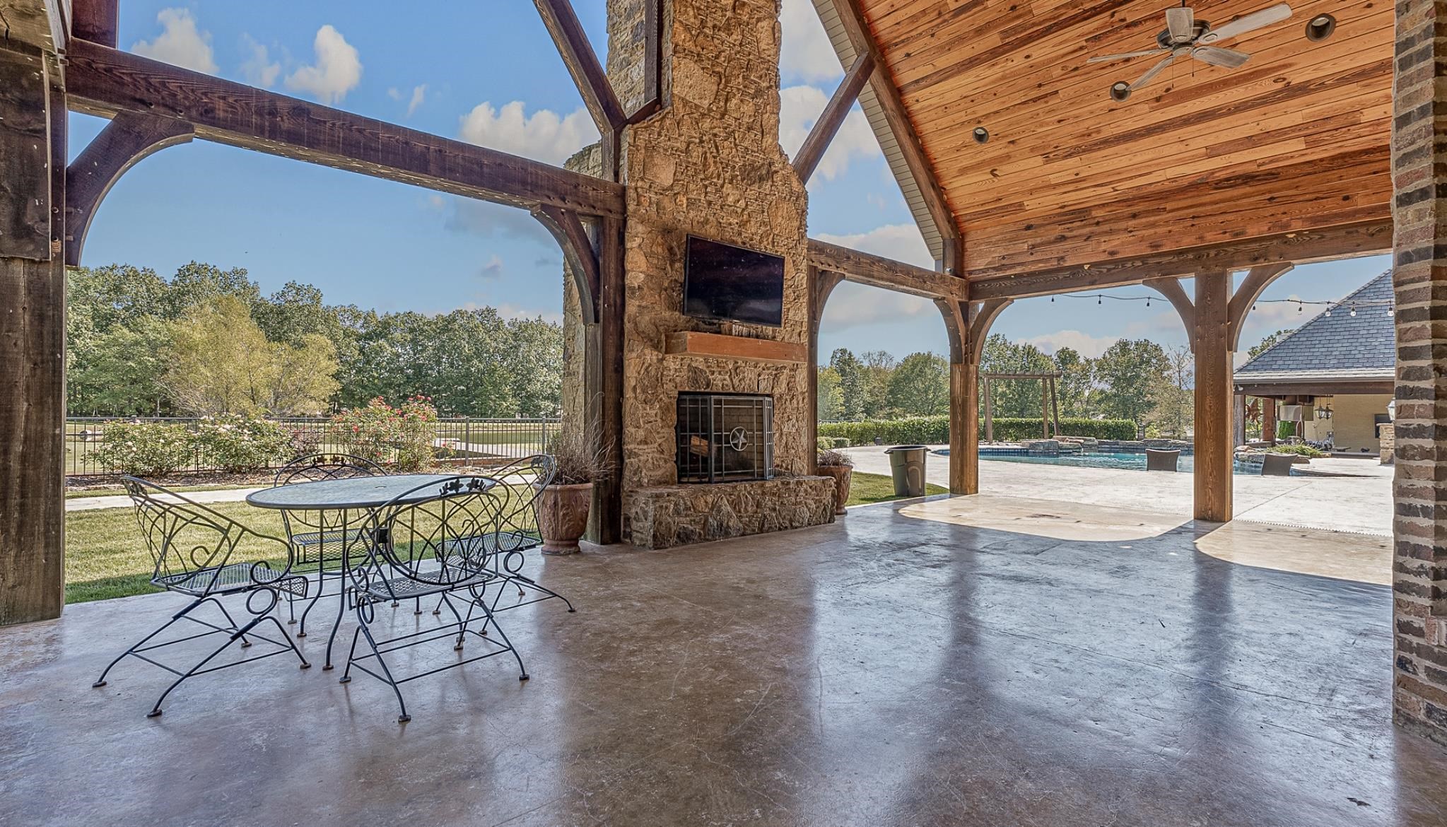 FRIENDLY HOPE ESTATES - Residential