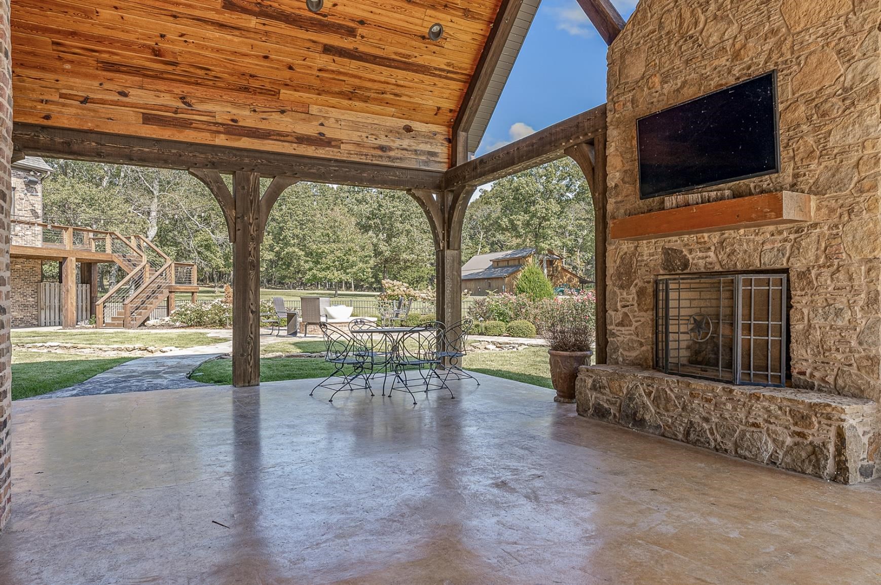FRIENDLY HOPE ESTATES - Residential