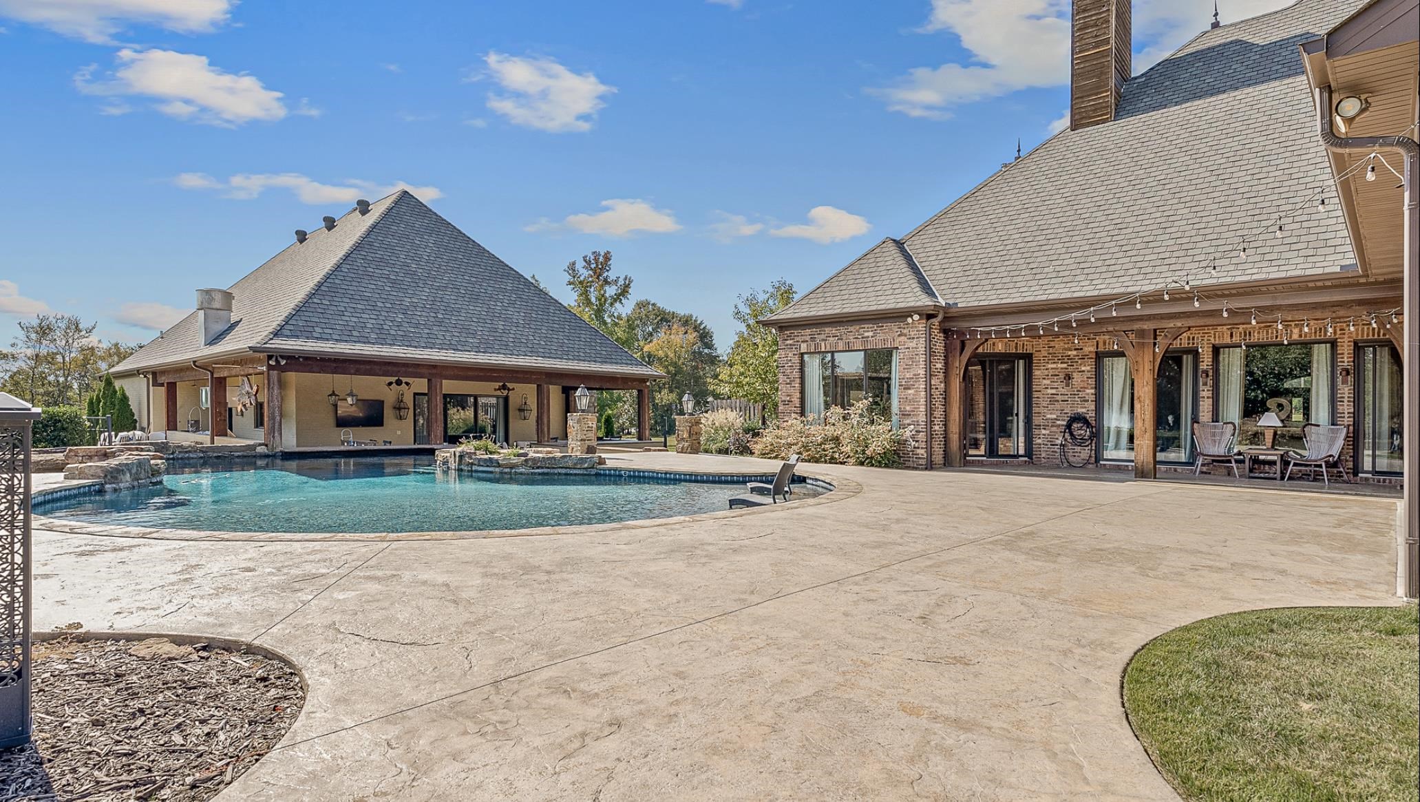 FRIENDLY HOPE ESTATES - Residential