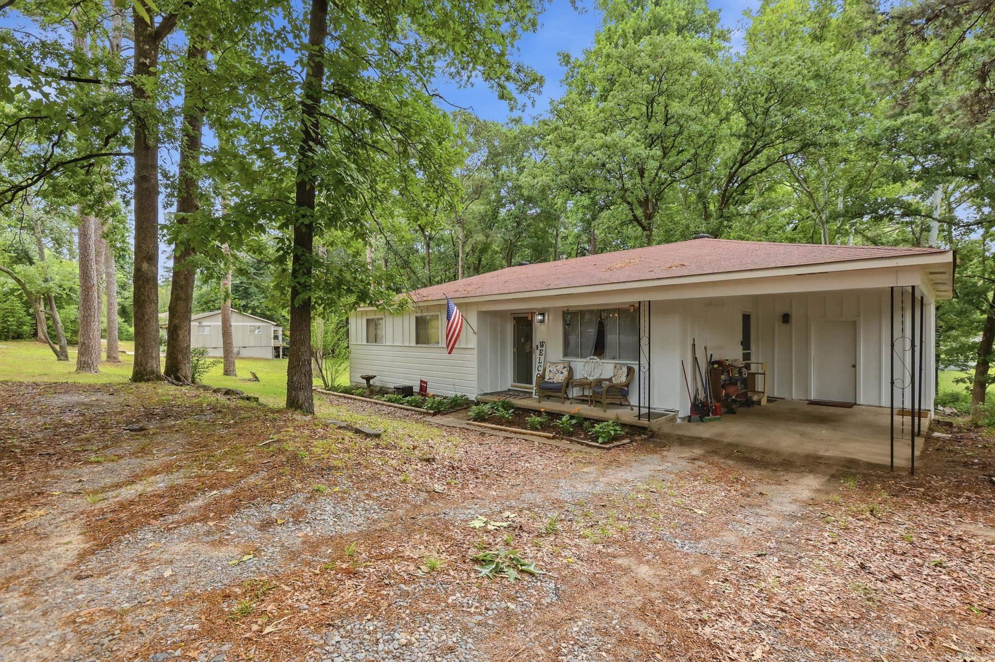 CIRCLE LAKE - Residential