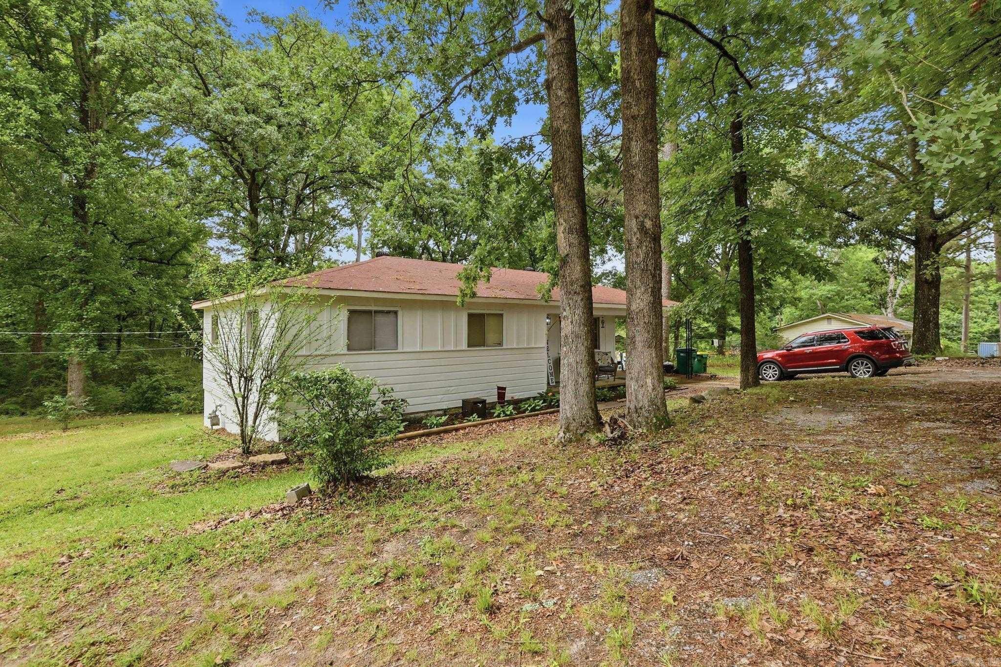 CIRCLE LAKE - Residential