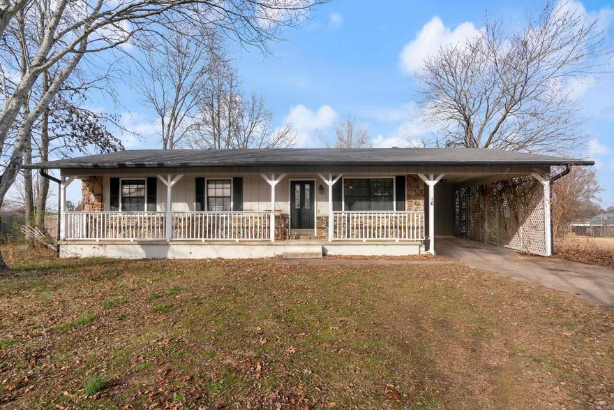 Super cute 3 bedroom 1.5 bath on a great size lot. Bathrooms & kitchen have been remodeled in the past few years. Hard surface floors throughout except for the primary which has newer carpet. Good sized laundry room right off the kitchen. Nice sized, fenced, and flat backyard with a storage shed. Refrigerator, washer and dryer convey. Convenient to Greenbrier and Conway. Agents, see remarks