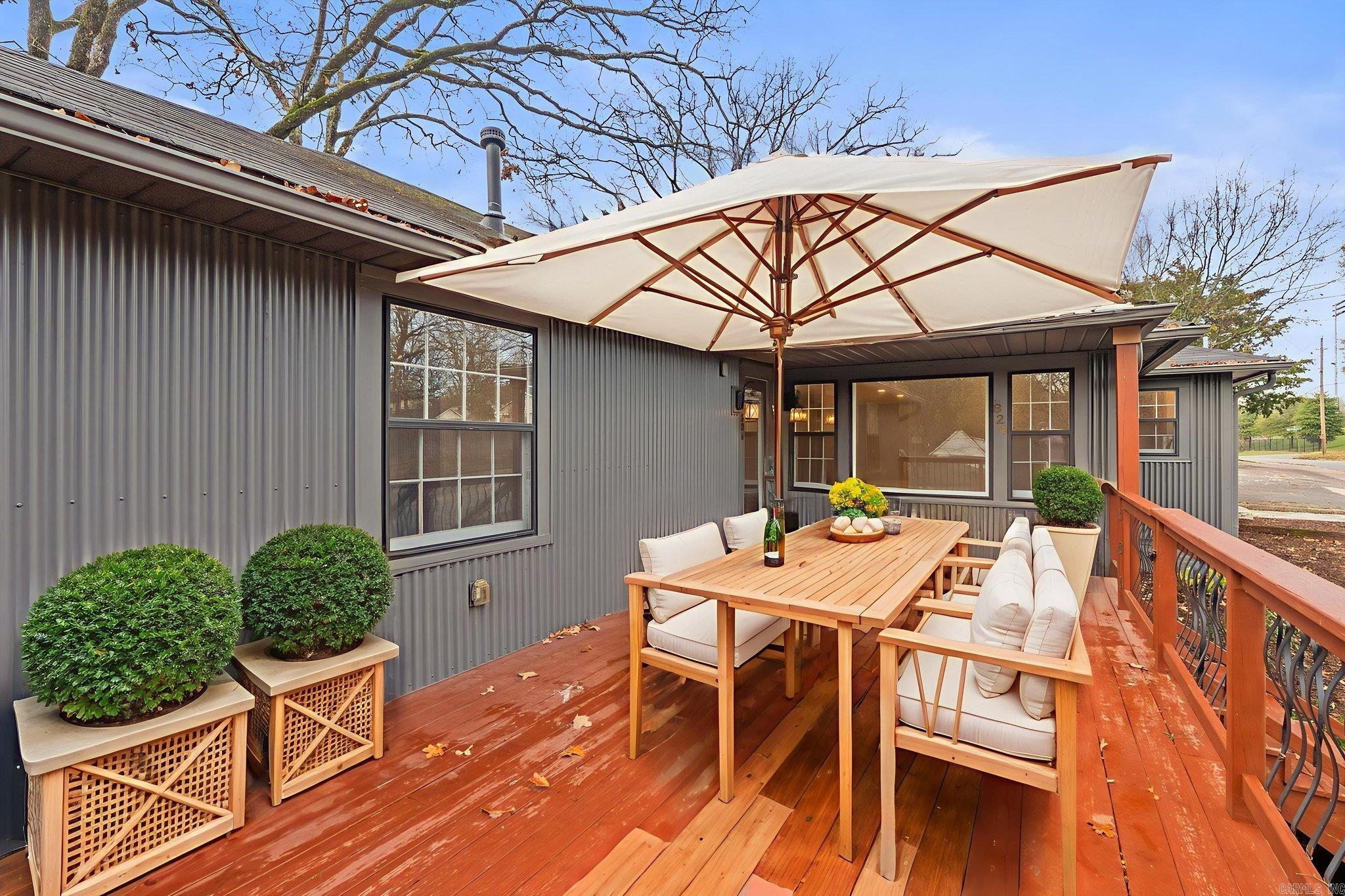 LINCOLN PARK - Residential