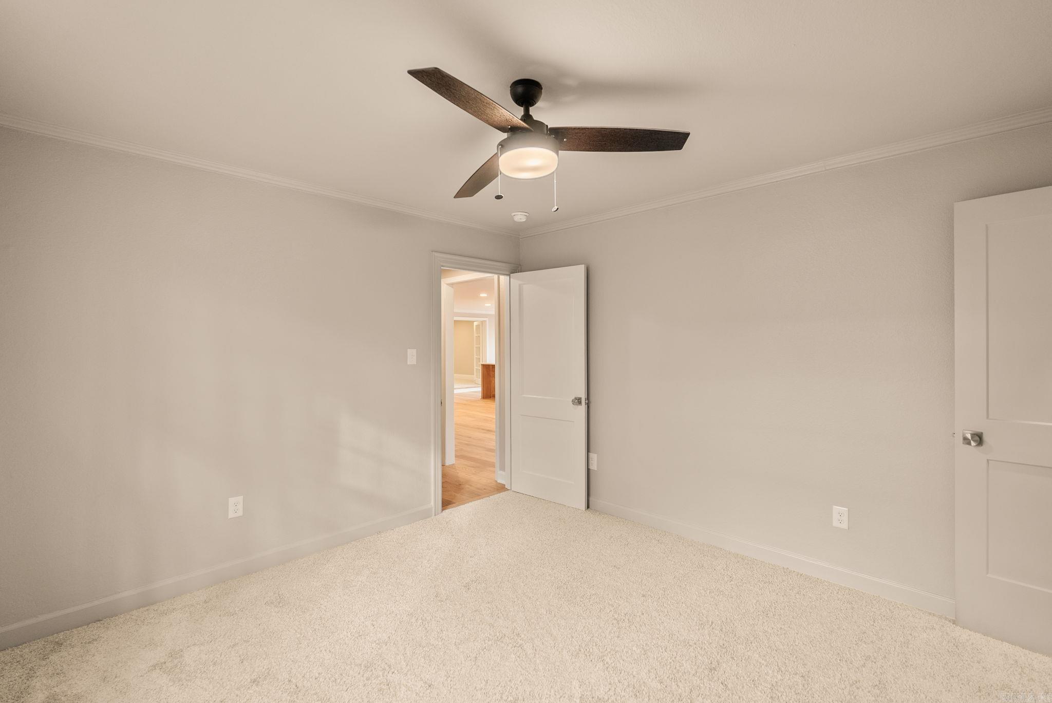 LINCOLN PARK - Residential