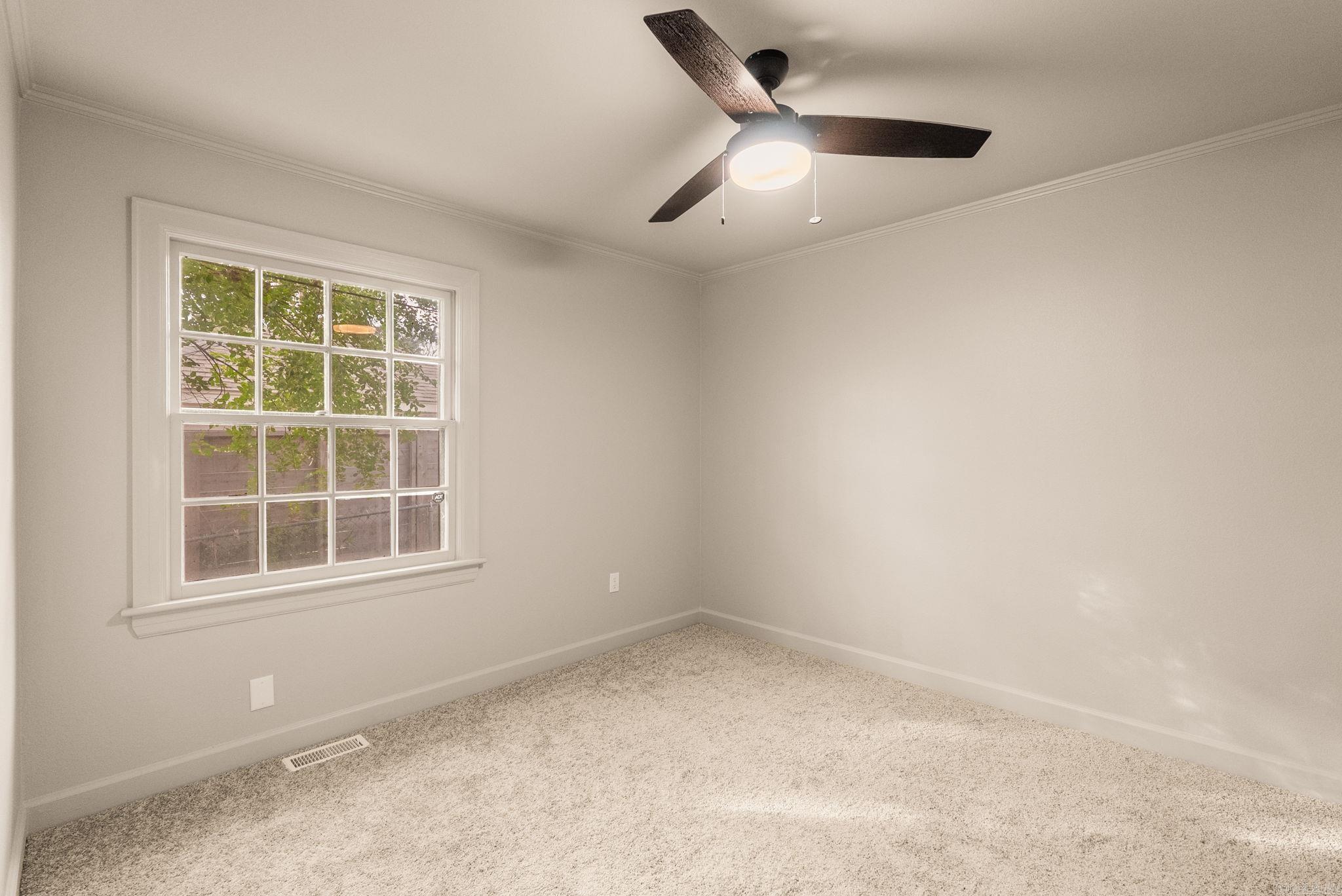 LINCOLN PARK - Residential