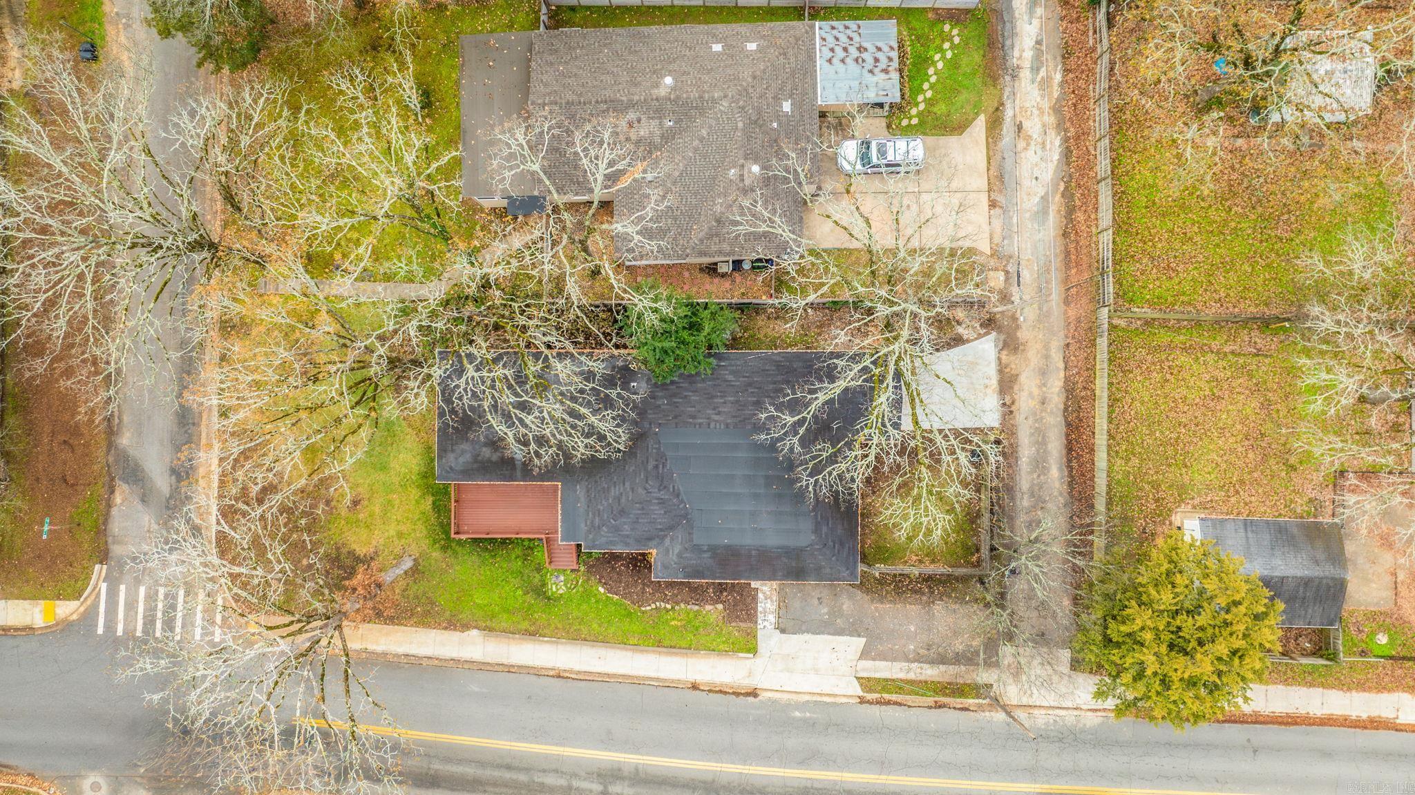 LINCOLN PARK - Residential