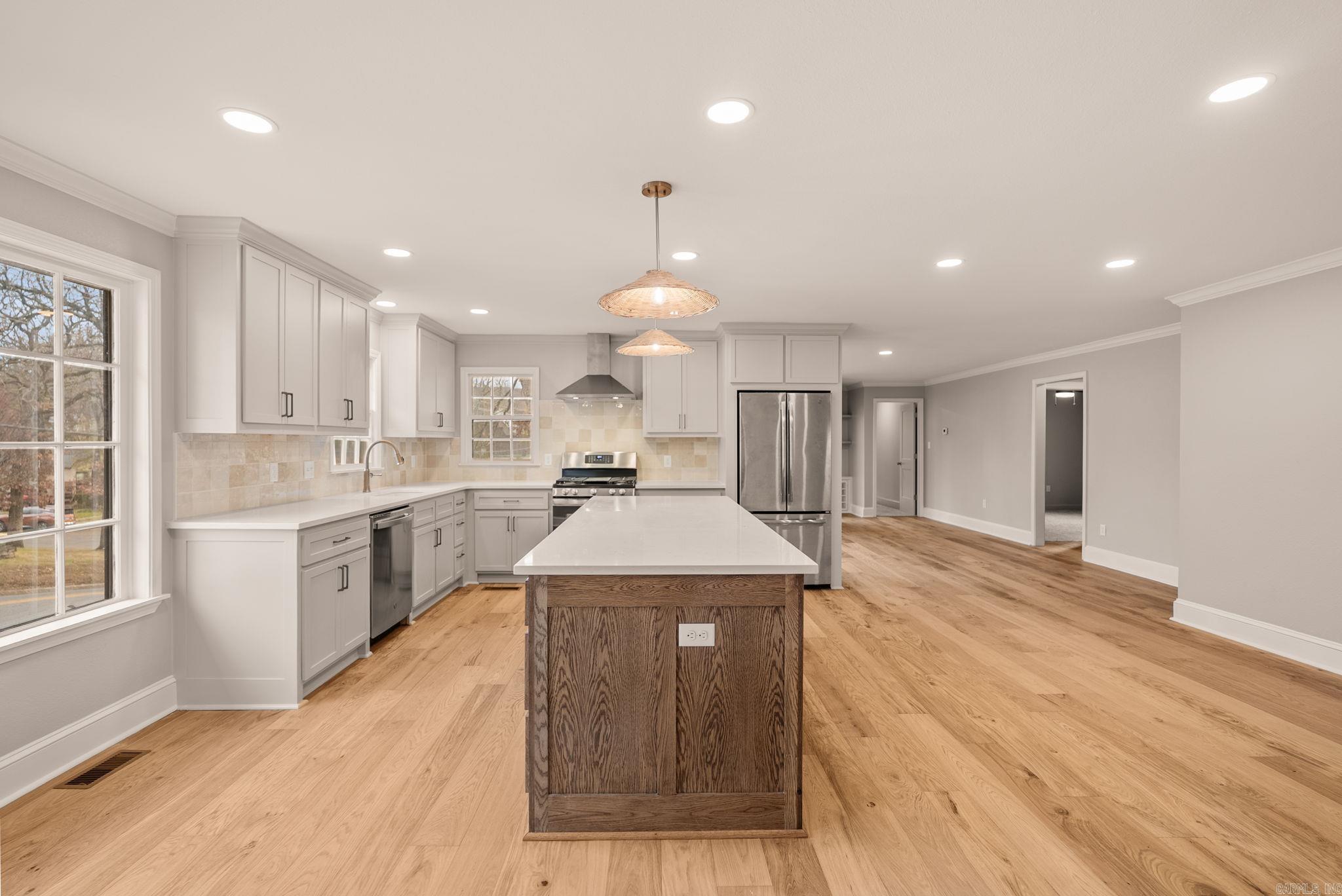 LINCOLN PARK - Residential