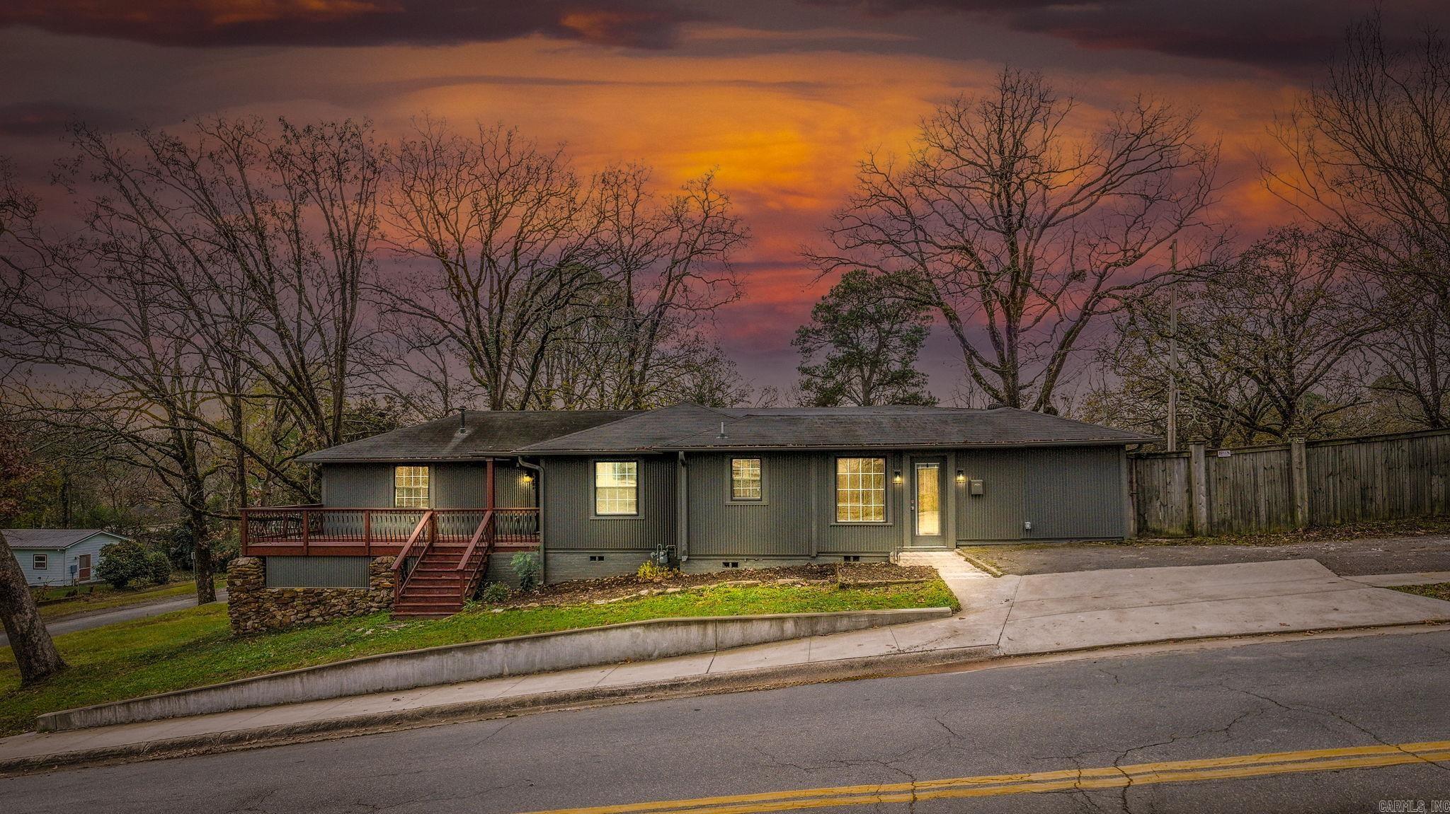 LINCOLN PARK - Residential