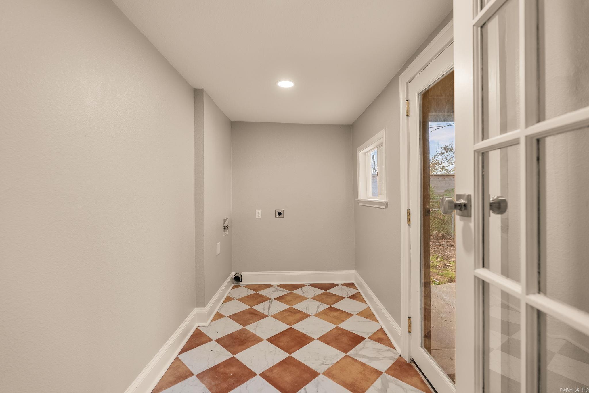 LINCOLN PARK - Residential