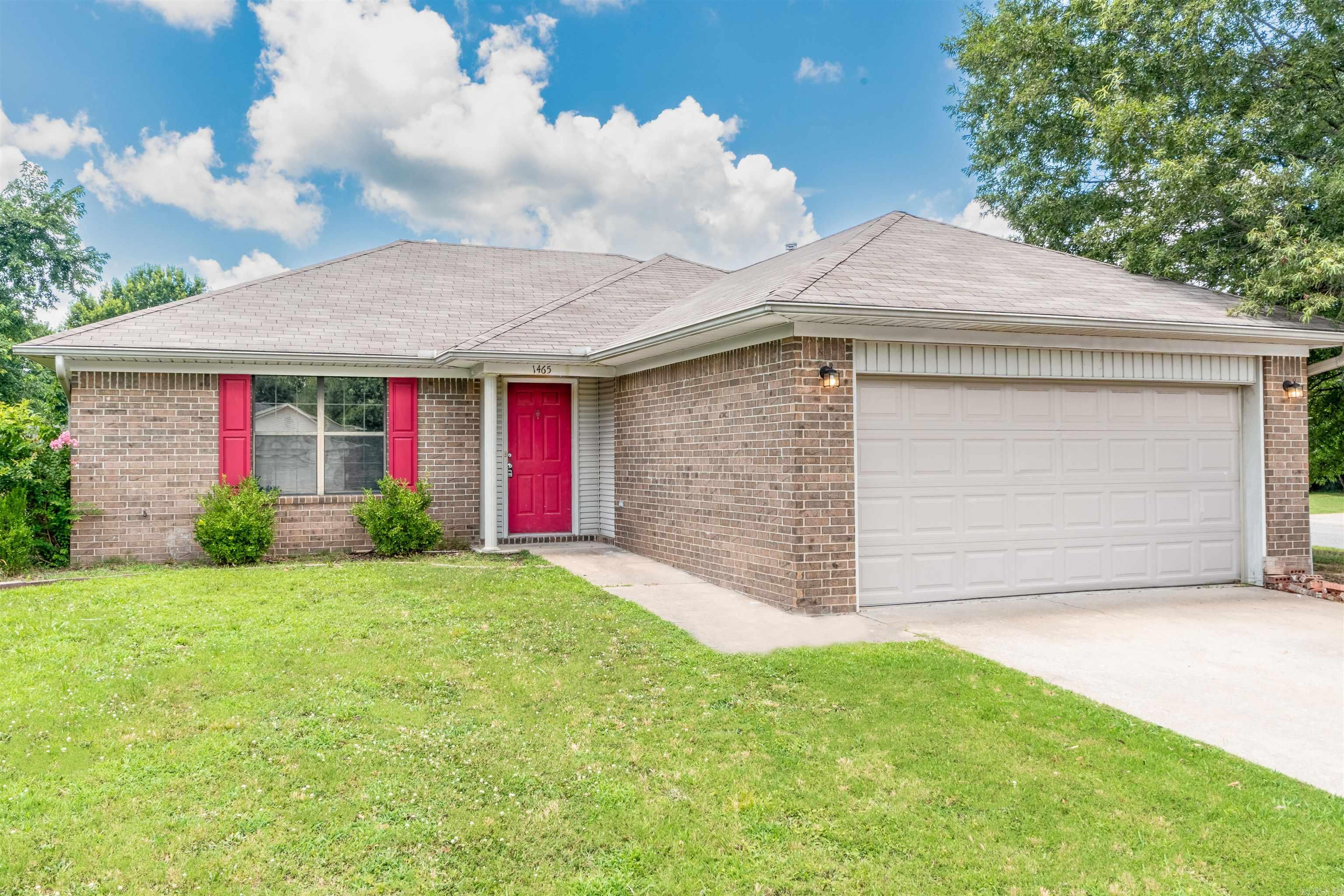 This charming 3-bedroom, 2-bath home sits on a spacious corner lot and features a freshly painted interior, offering a fresh and inviting feel. The open layout provides a comfortable flow with a mix of tile and carpet flooring throughout. You'll appreciate the well-maintained condition, beautiful yard, and attached two-car garage. Located just minutes from schools, UCA, and shopping, this move-in ready home is a must-see! Agents see remarks.