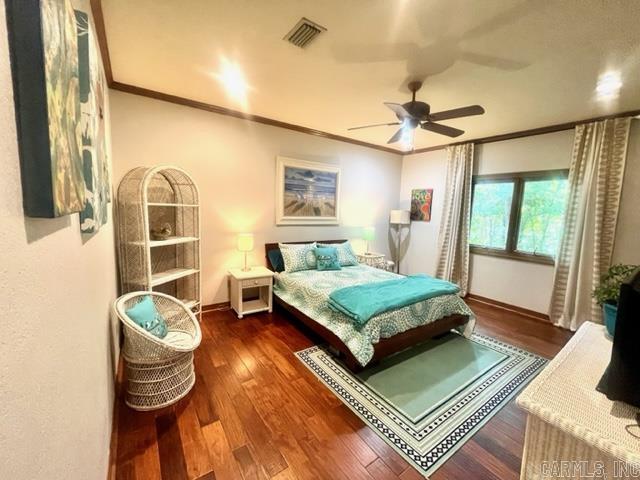 WELLINGTON POINTE - Residential