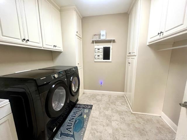 WELLINGTON POINTE - Residential