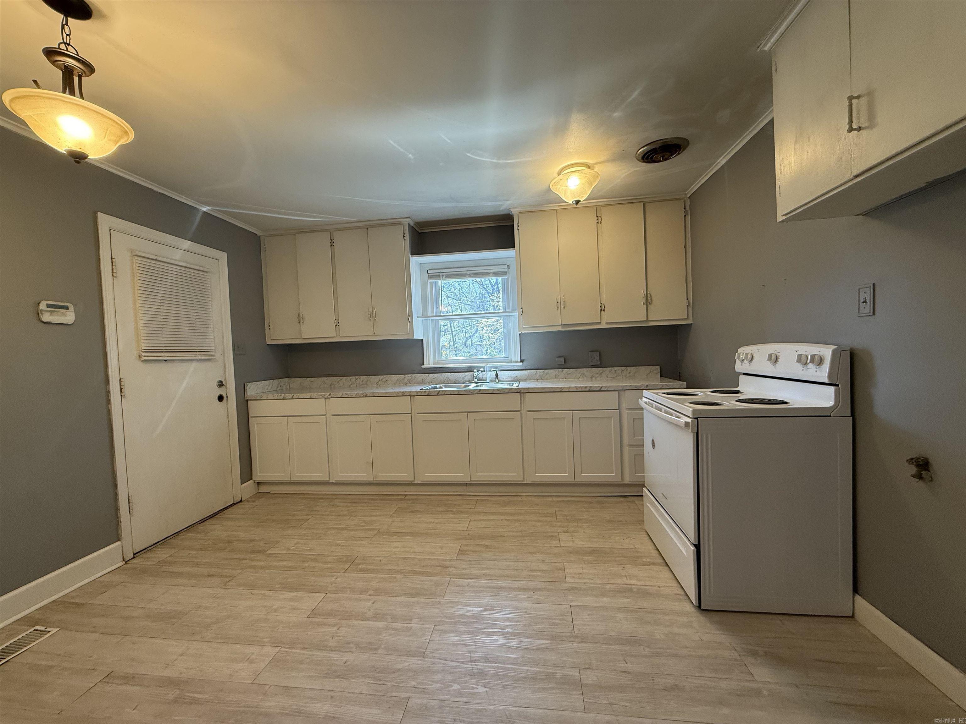 BEECH GROVE - Residential