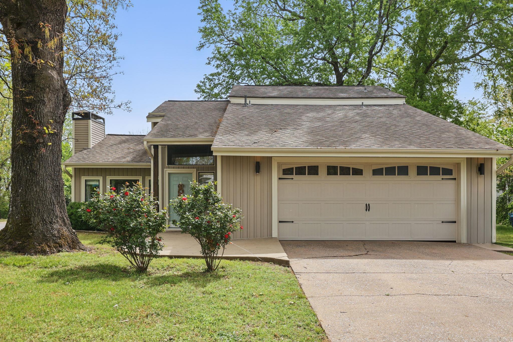 PARKWAY PLACE - Residential