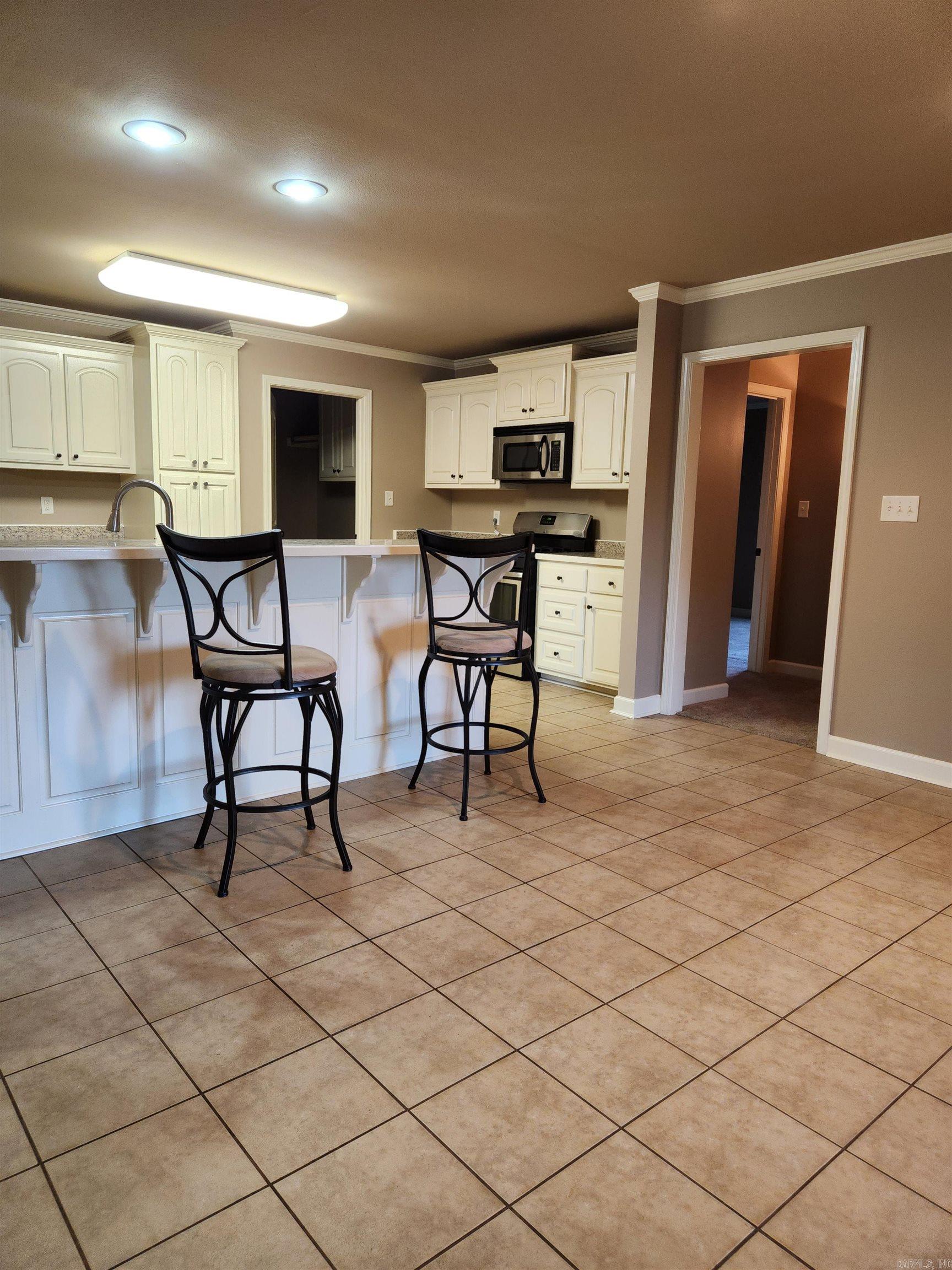 HIDDEN MEADOWS - Residential