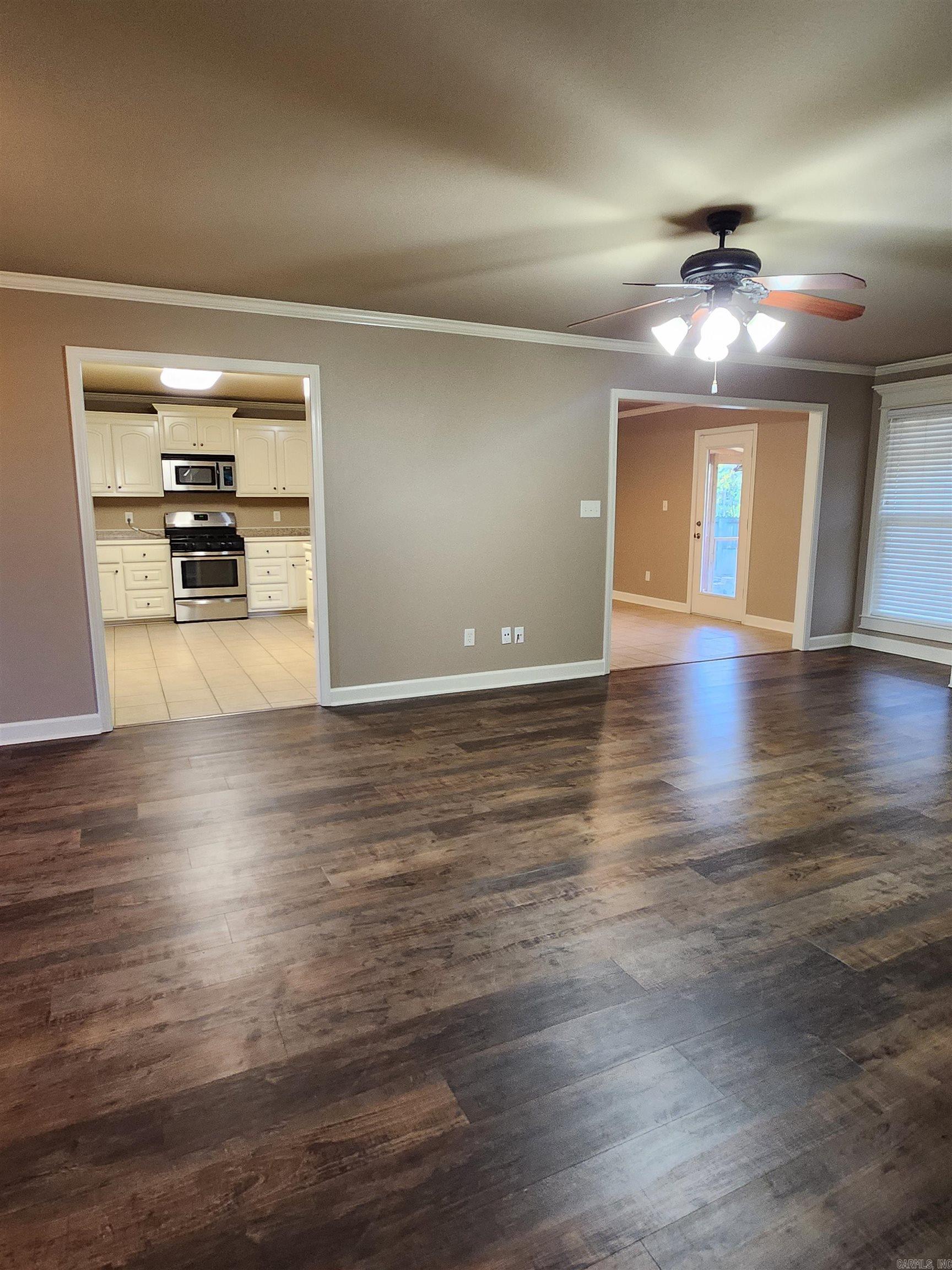 HIDDEN MEADOWS - Residential