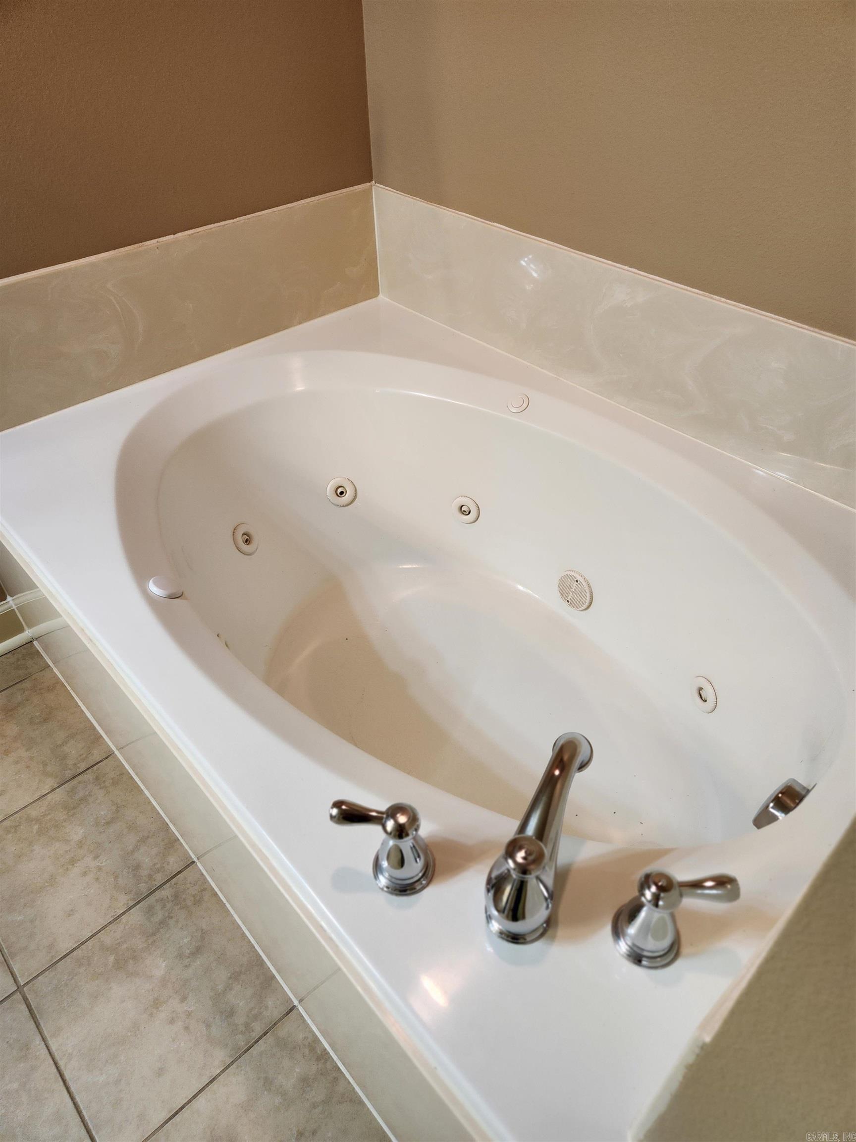 HIDDEN MEADOWS - Residential