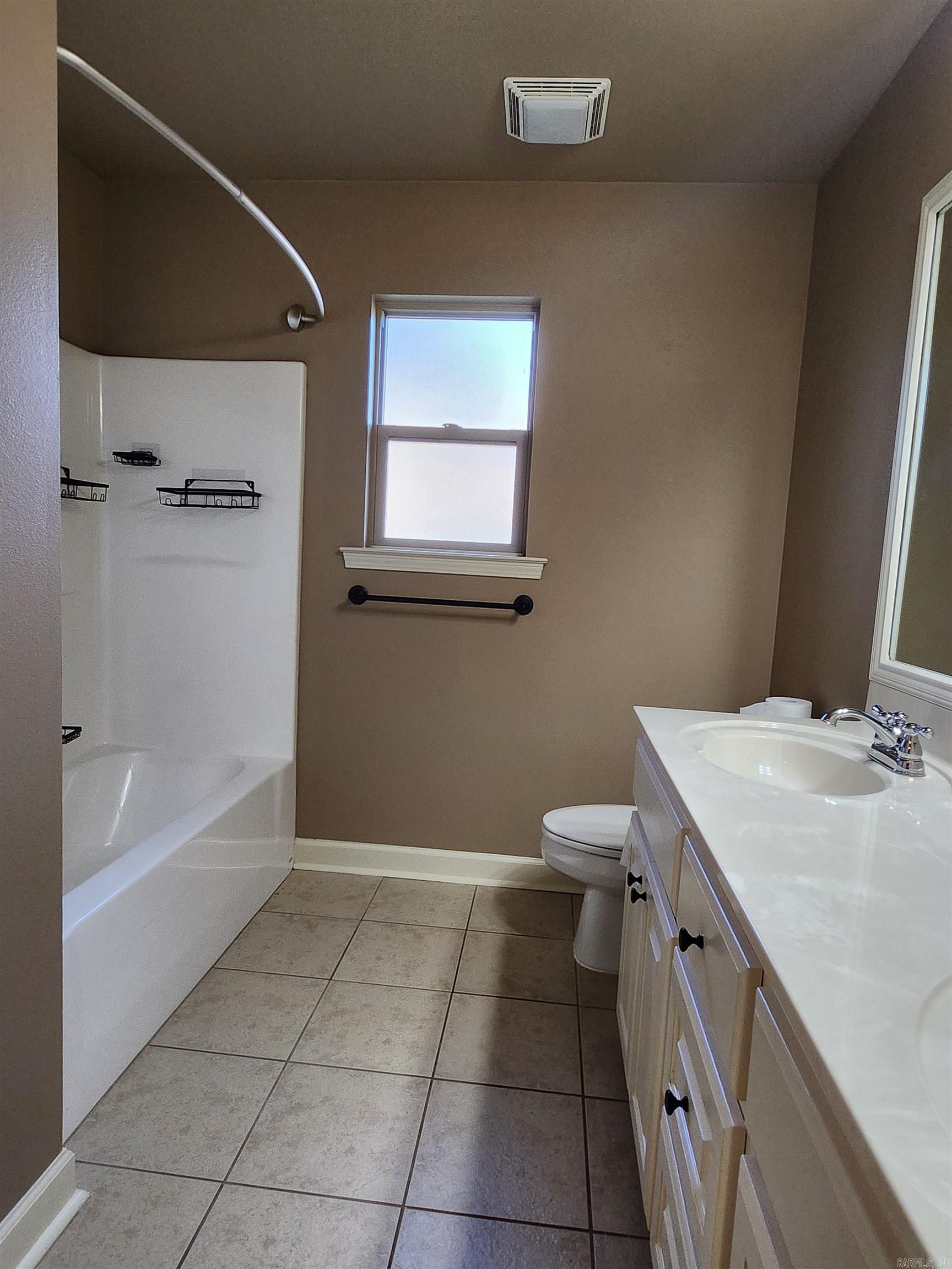 HIDDEN MEADOWS - Residential