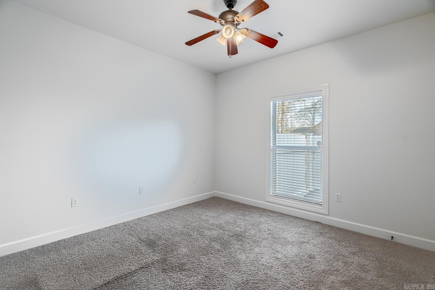 LAKE CREST ESTATES - Residential