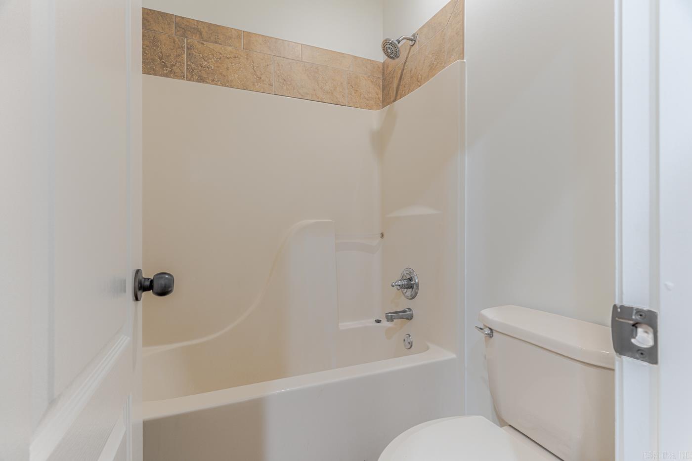 LAKE CREST ESTATES - Residential