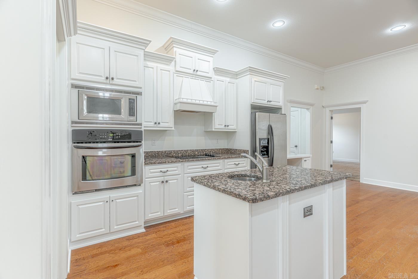 LAKE CREST ESTATES - Residential