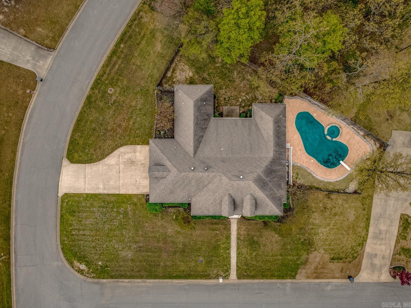 LAKE CREST ESTATES - Residential