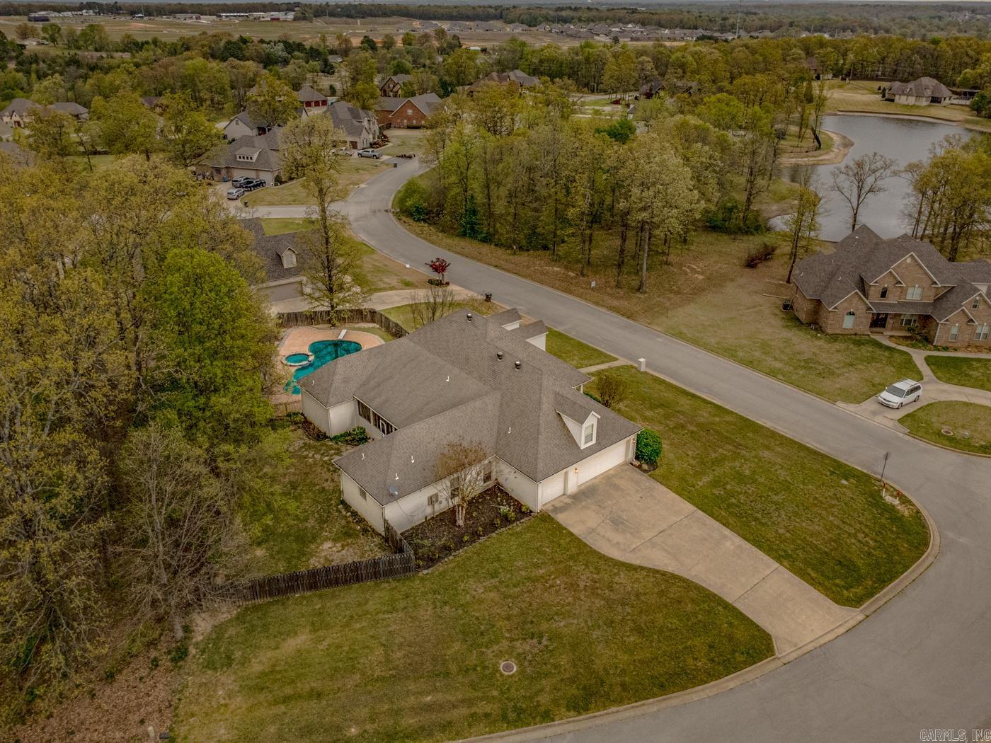 LAKE CREST ESTATES - Residential