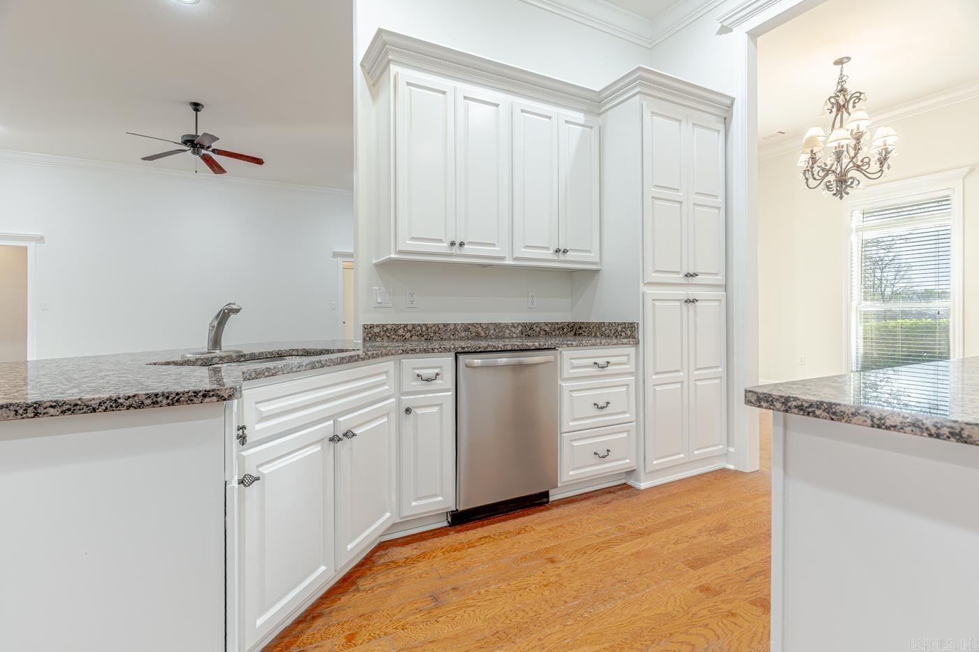 LAKE CREST ESTATES - Residential