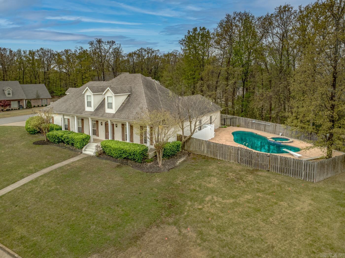 LAKE CREST ESTATES - Residential