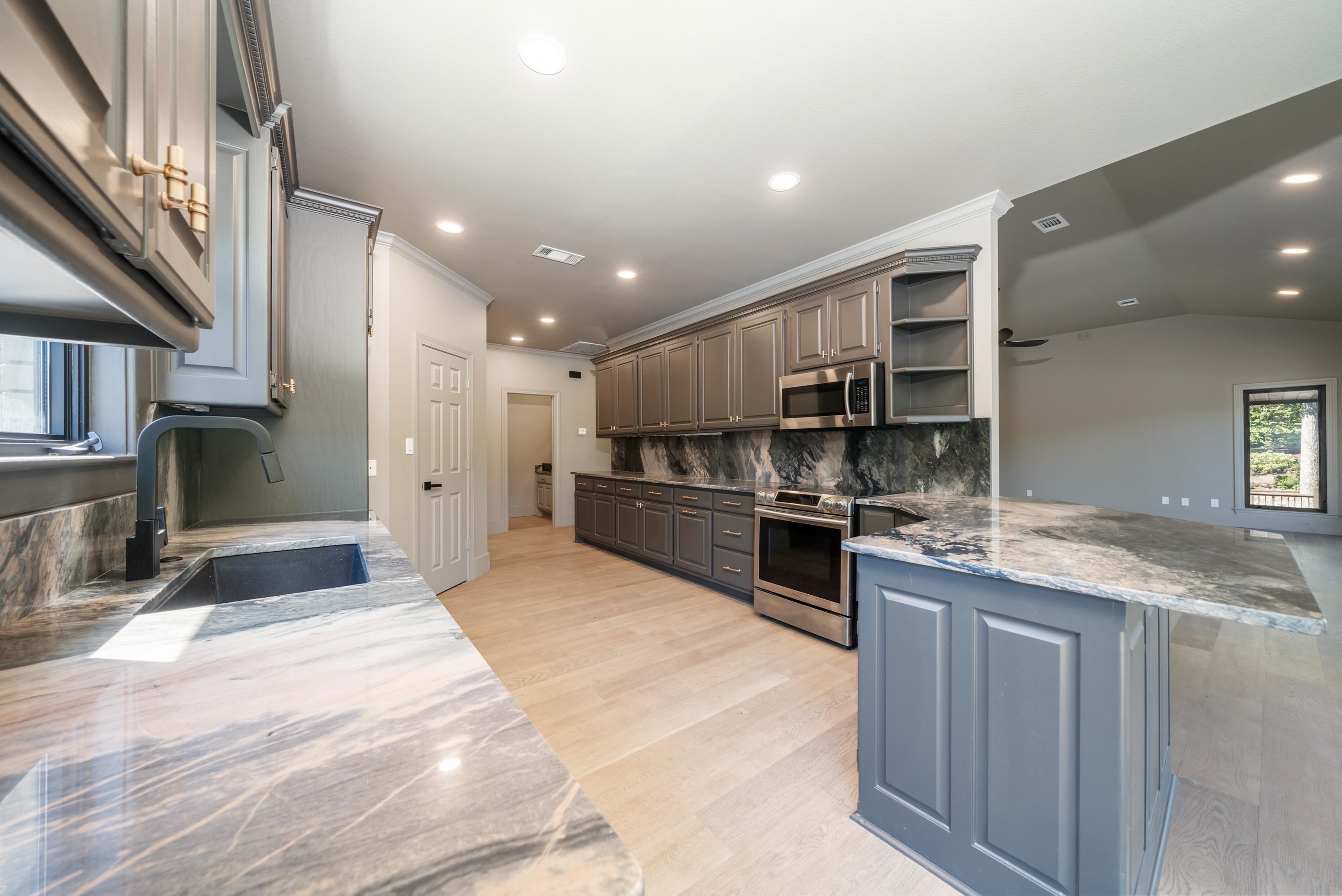 Lake Forest Shores Phase II - Residential