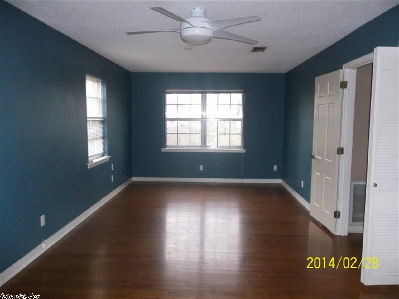 INDIAN HILLS - Residential