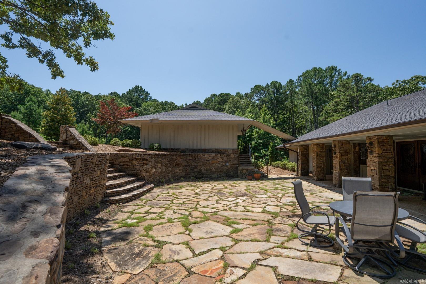 Eden Isle-Country Club - Residential