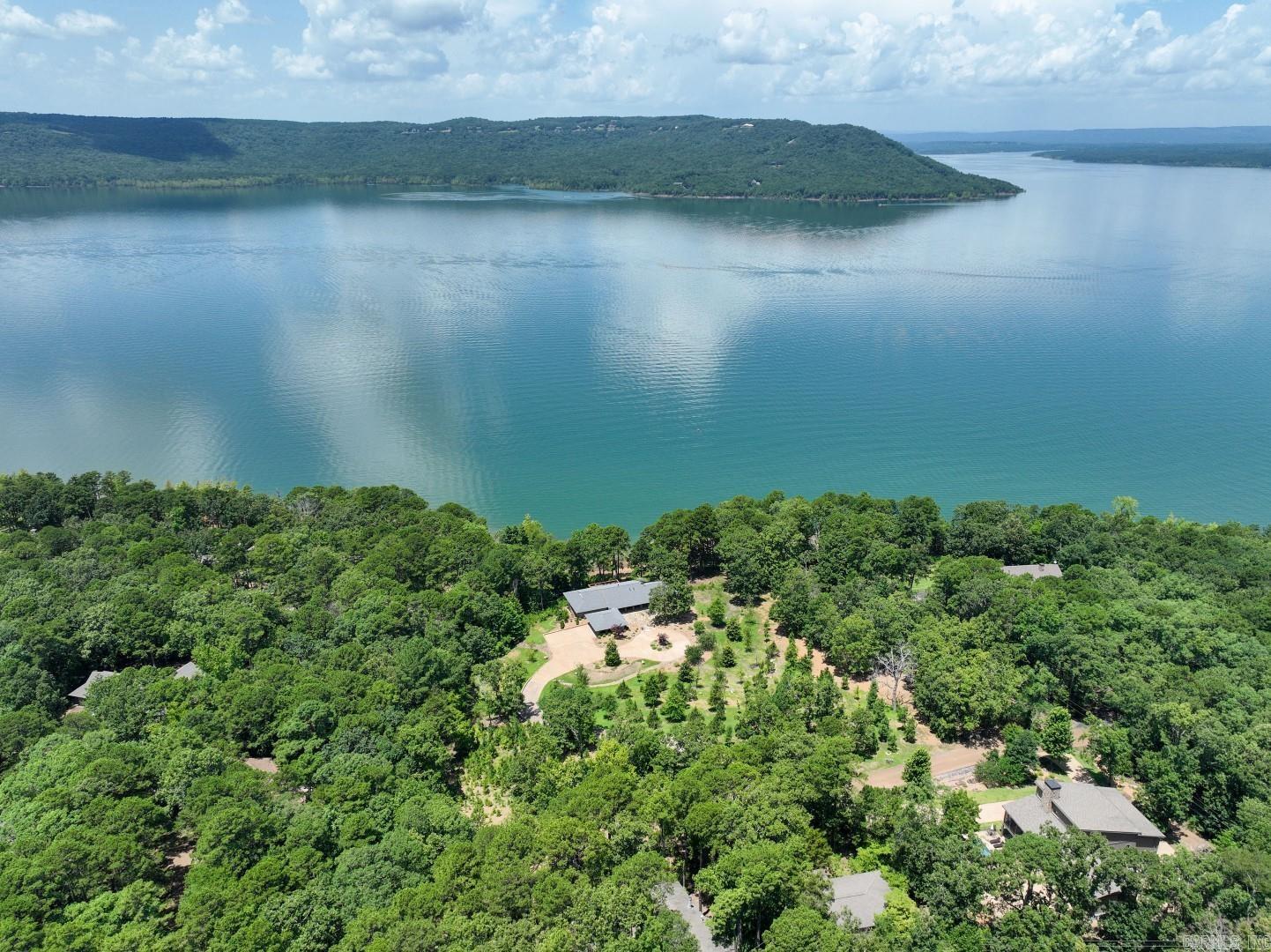 Eden Isle-Country Club - Residential