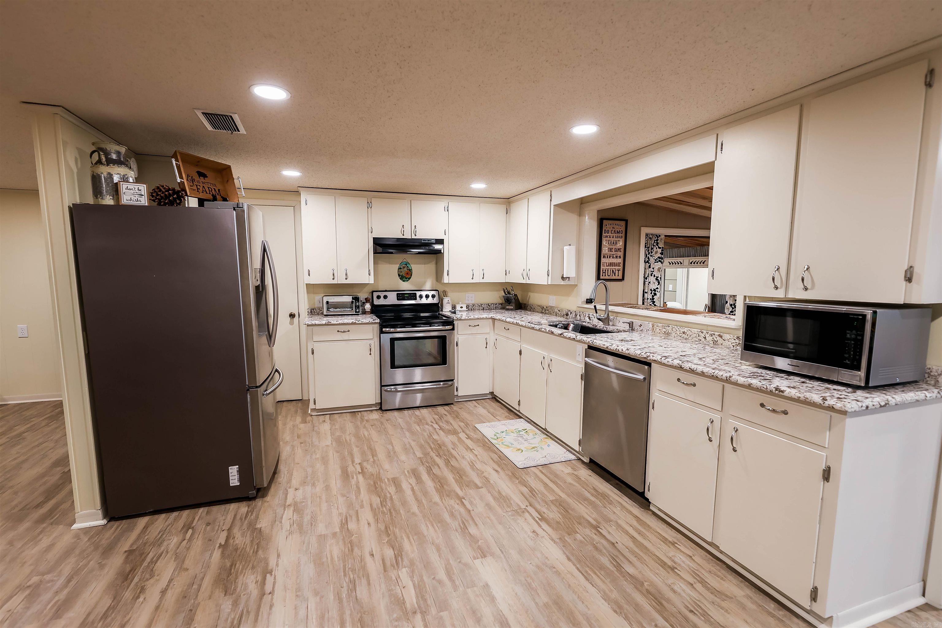 CAMDEN CITY METES & BOUNDS - Residential