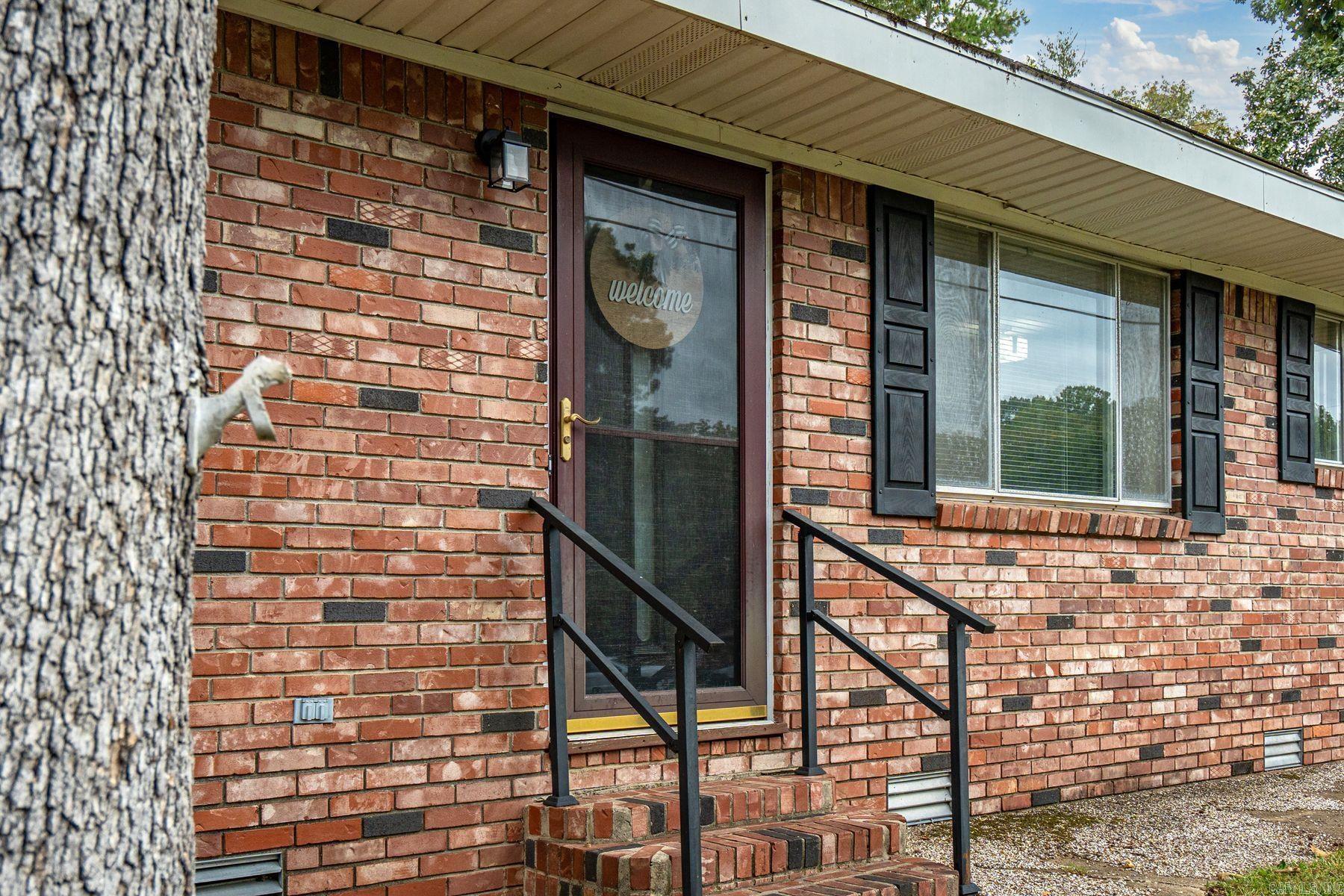 ARROWHEAD LAKE ESTATES 1 - Residential