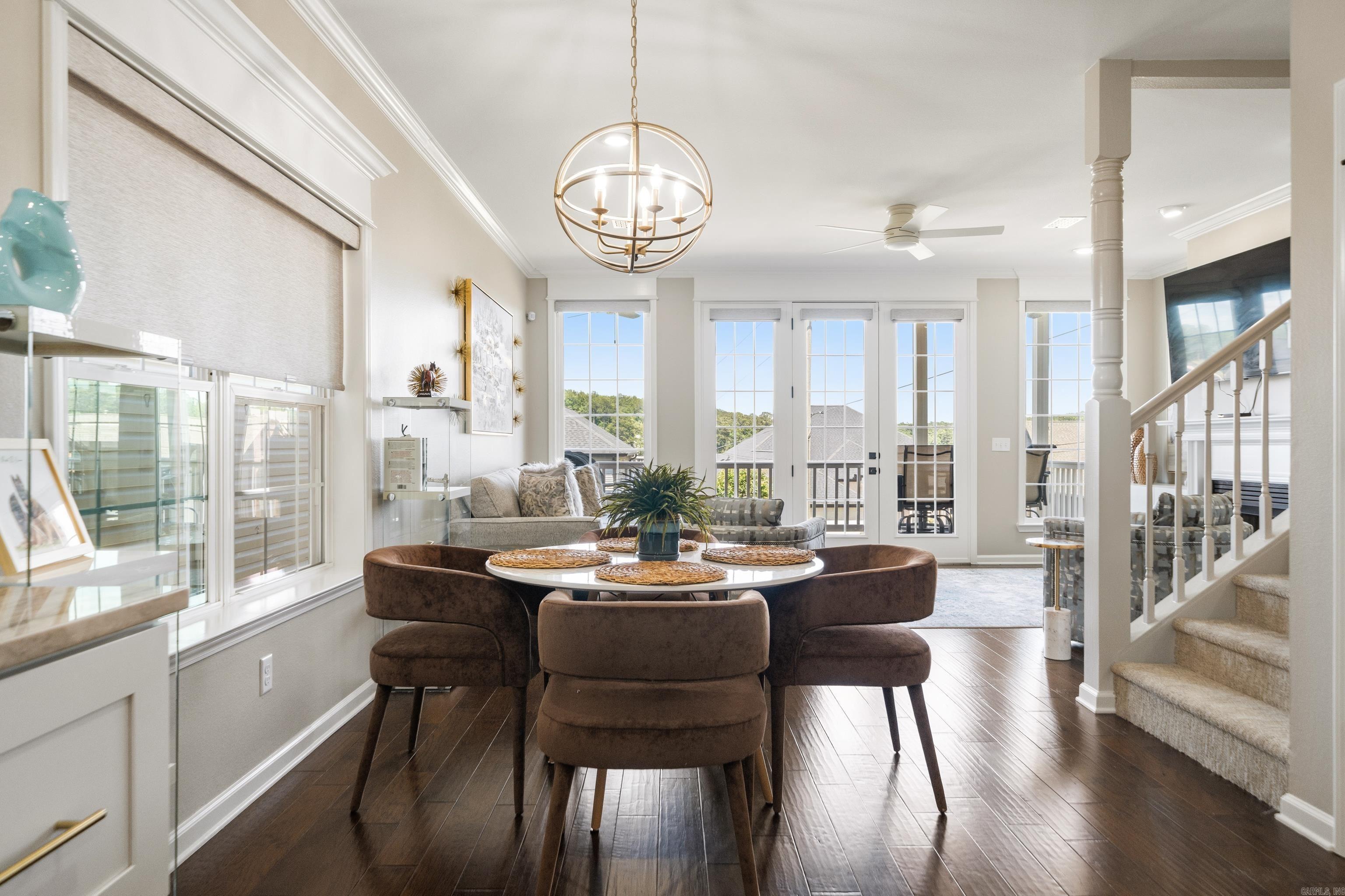 MAJESTIC LAKE VILLAGE TOWNHOMES - Residential