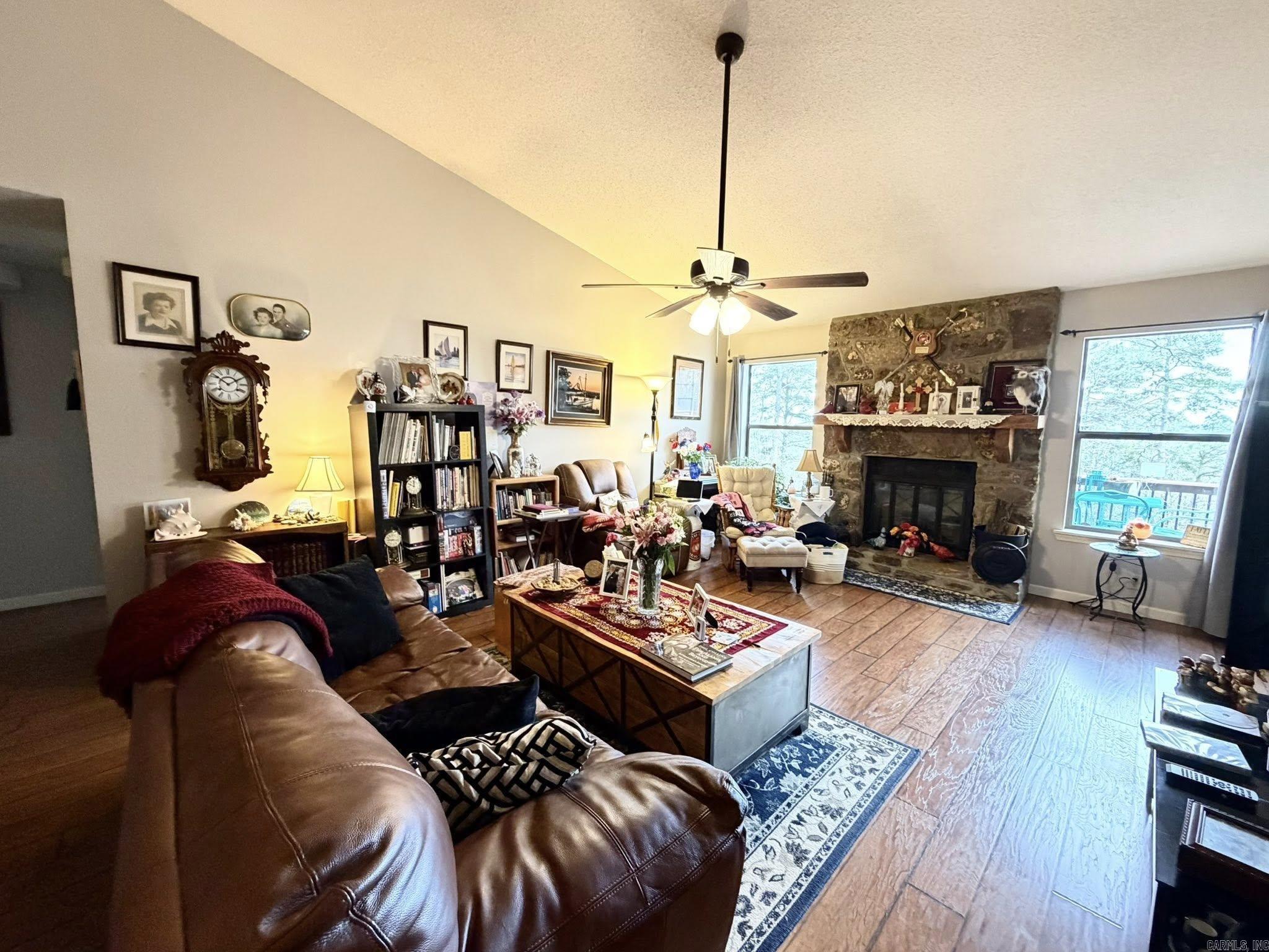 CHELSEA GLADES - Residential