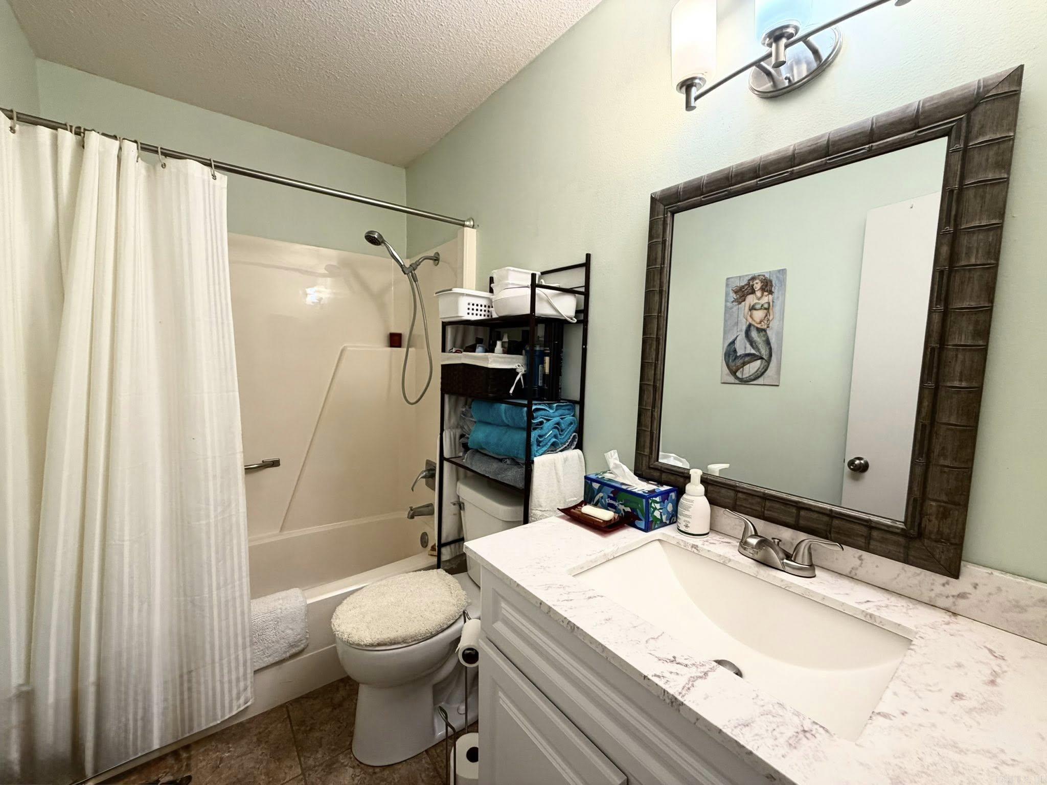 CHELSEA GLADES - Residential