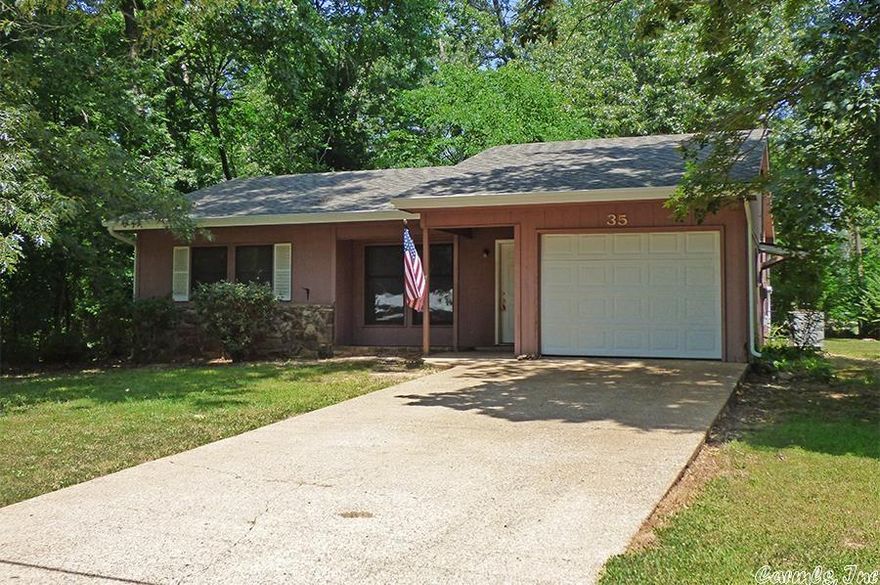 Cute 2 bedroom, 1 bath, fixer-upper. House is framed with 6 inch walls. Located in a beautiful neighborhood on a corner lot, less than a mile from U.S. Highway 62/412. Duct work professionally cleaned May of '23, new roof Shingles 2022.