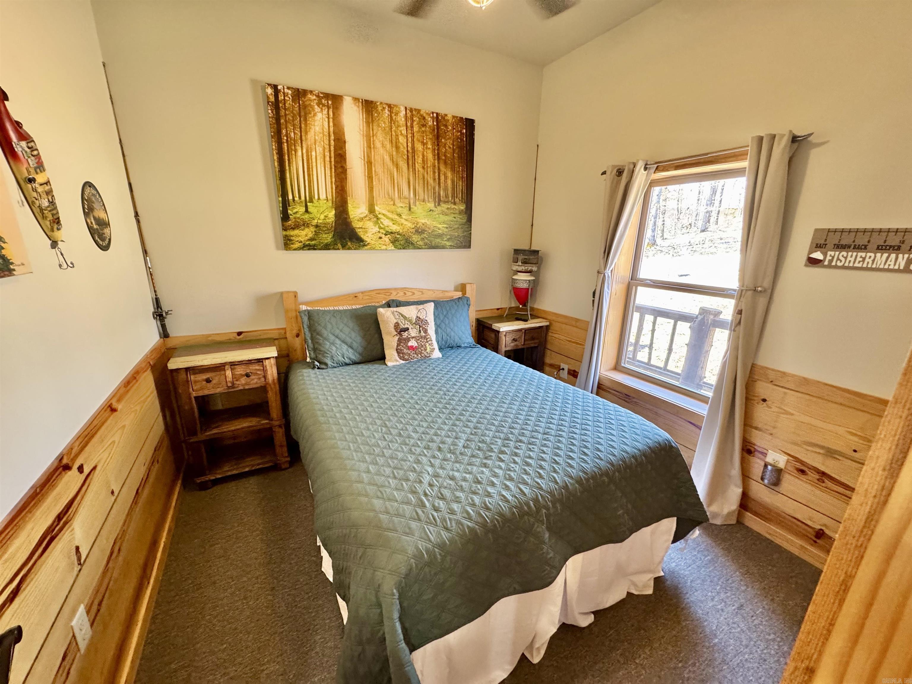 MOUNTAIN CREST - Residential