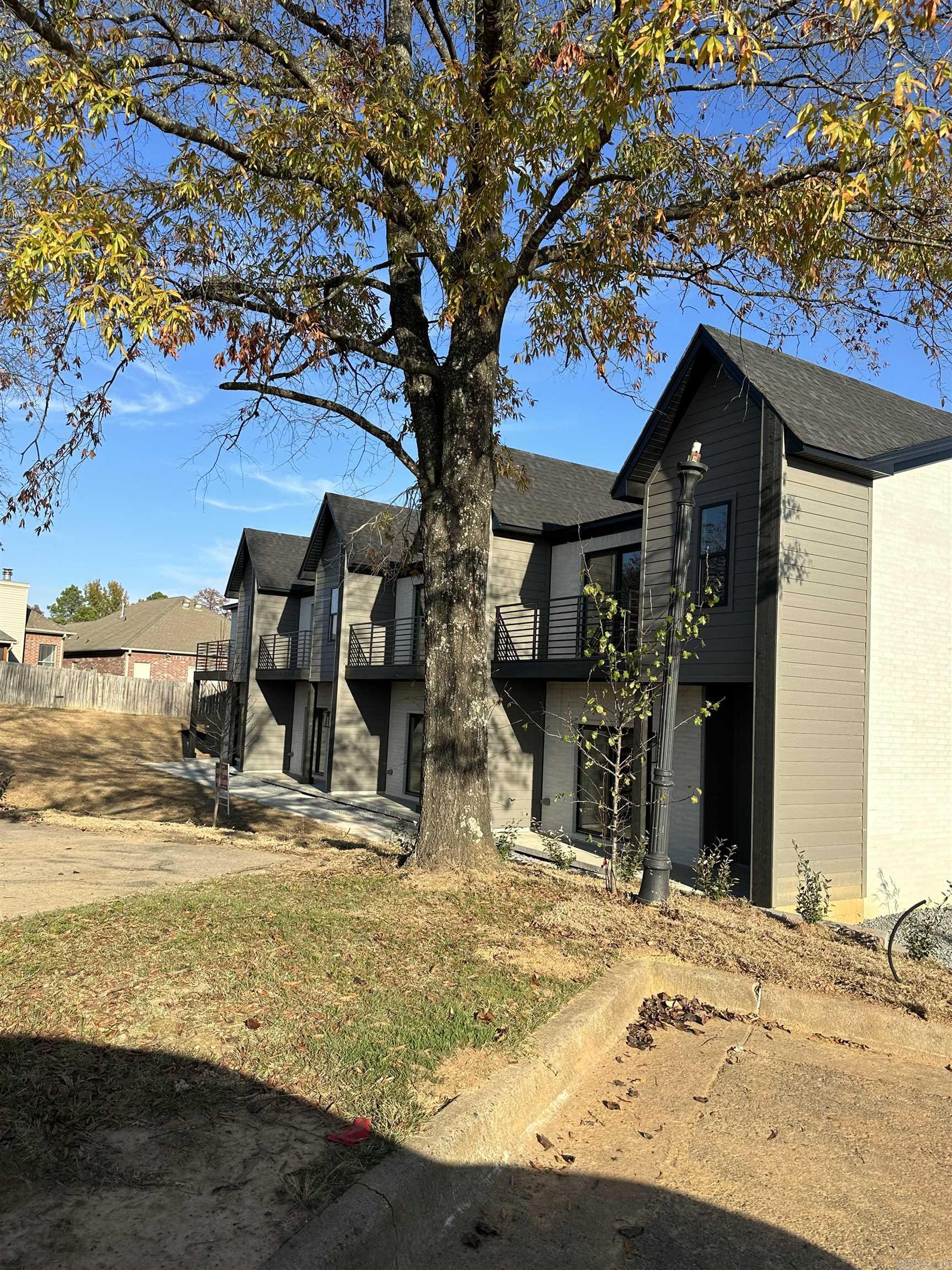 View Maumelle, AR 72113 townhome